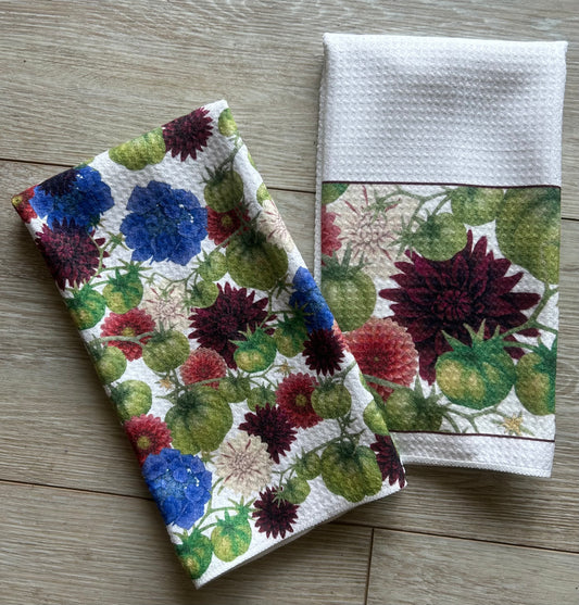 Green tomato Dahlia towel set, Kitchen & Garden Towels | PDX Flower Power