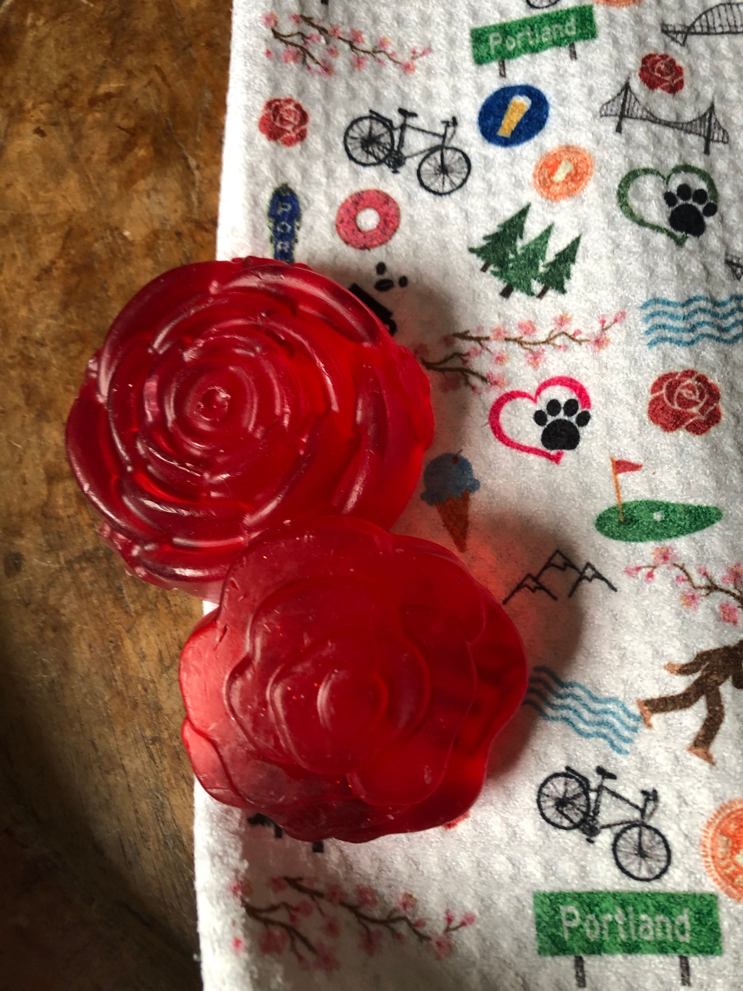 Portland Towel & Rose Soap Set