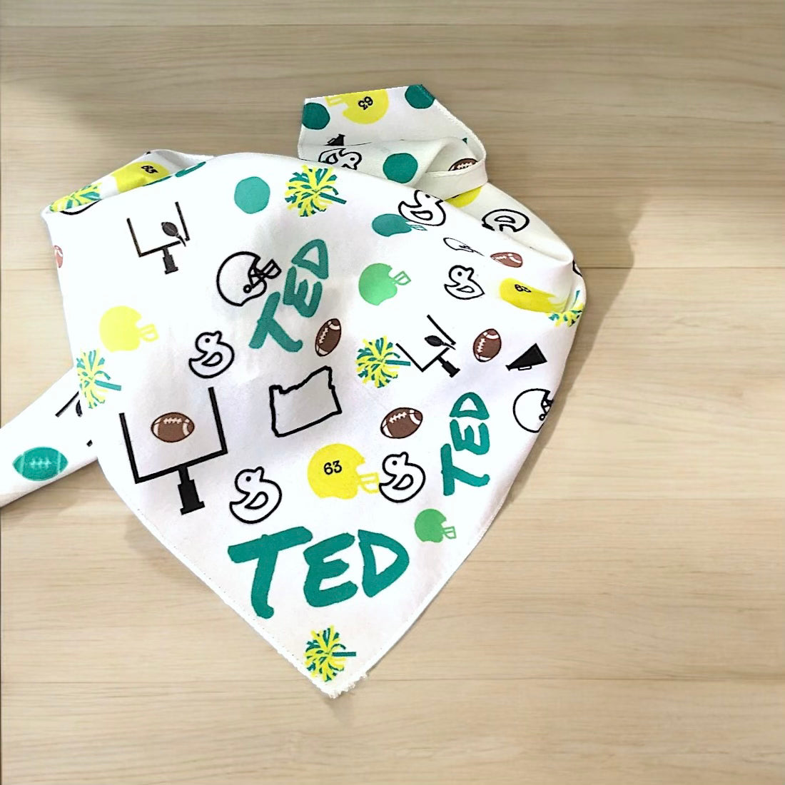 Dog, Cat Lover Gifts – Mugs, Towels, Candles & Bandanas | PDX Flower Power