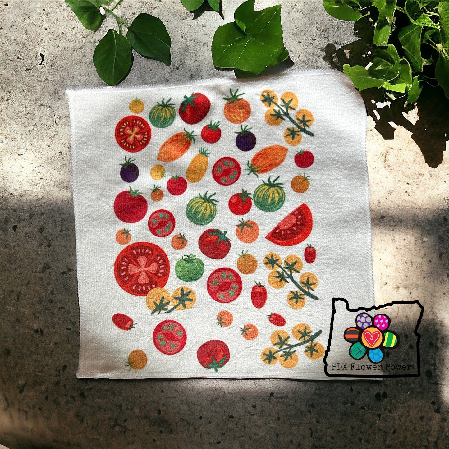 Heirloom tomato towel set, fun tomato towel set, garden towels, tomato gifts.