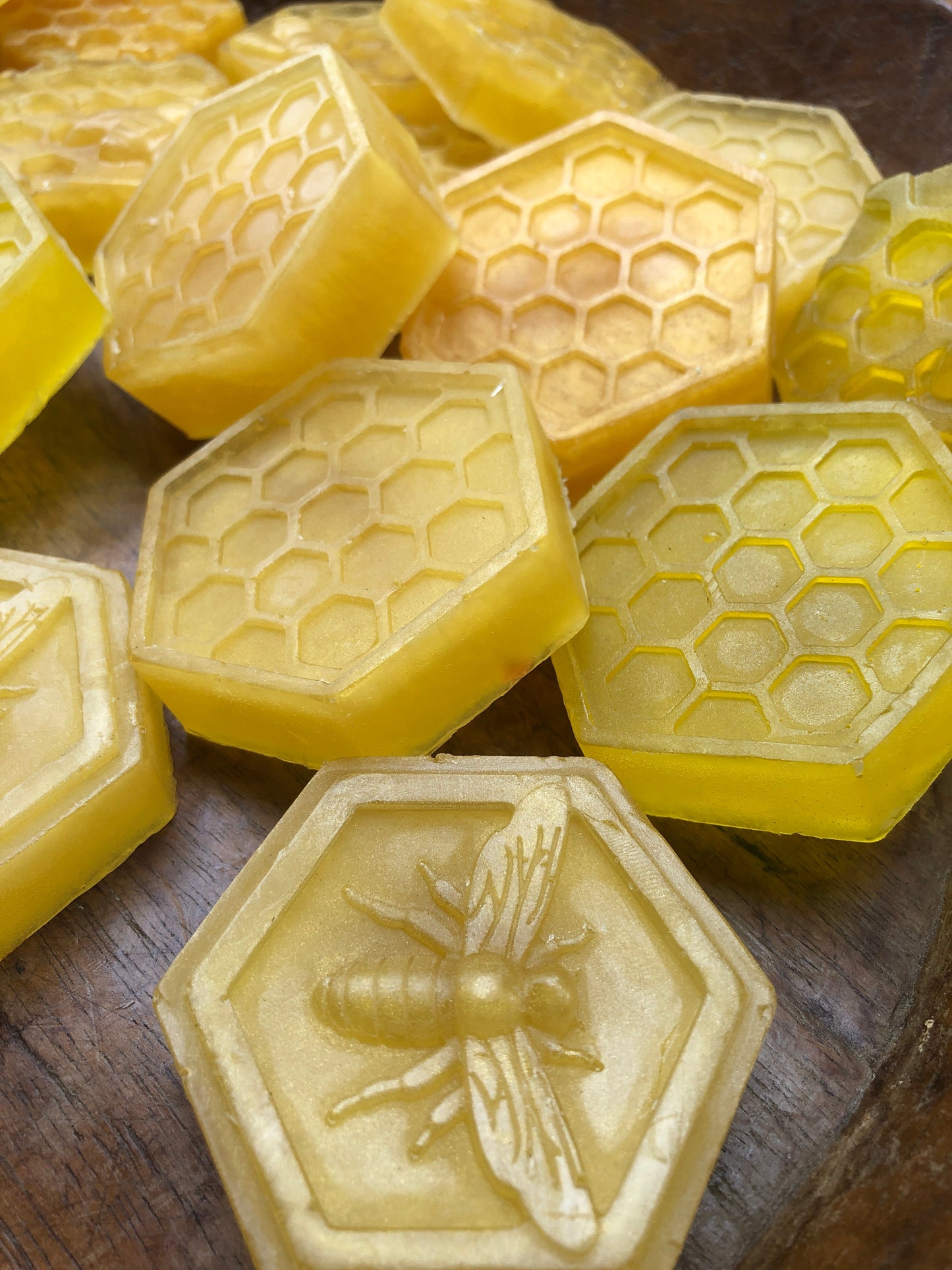 Bee & Honeycomb soap set of 2 / Spiced Honey and Tonka